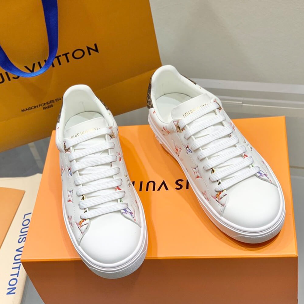 TIME OUT SNEAKER