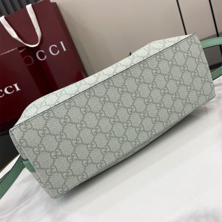 GG Emblem medium tote bag